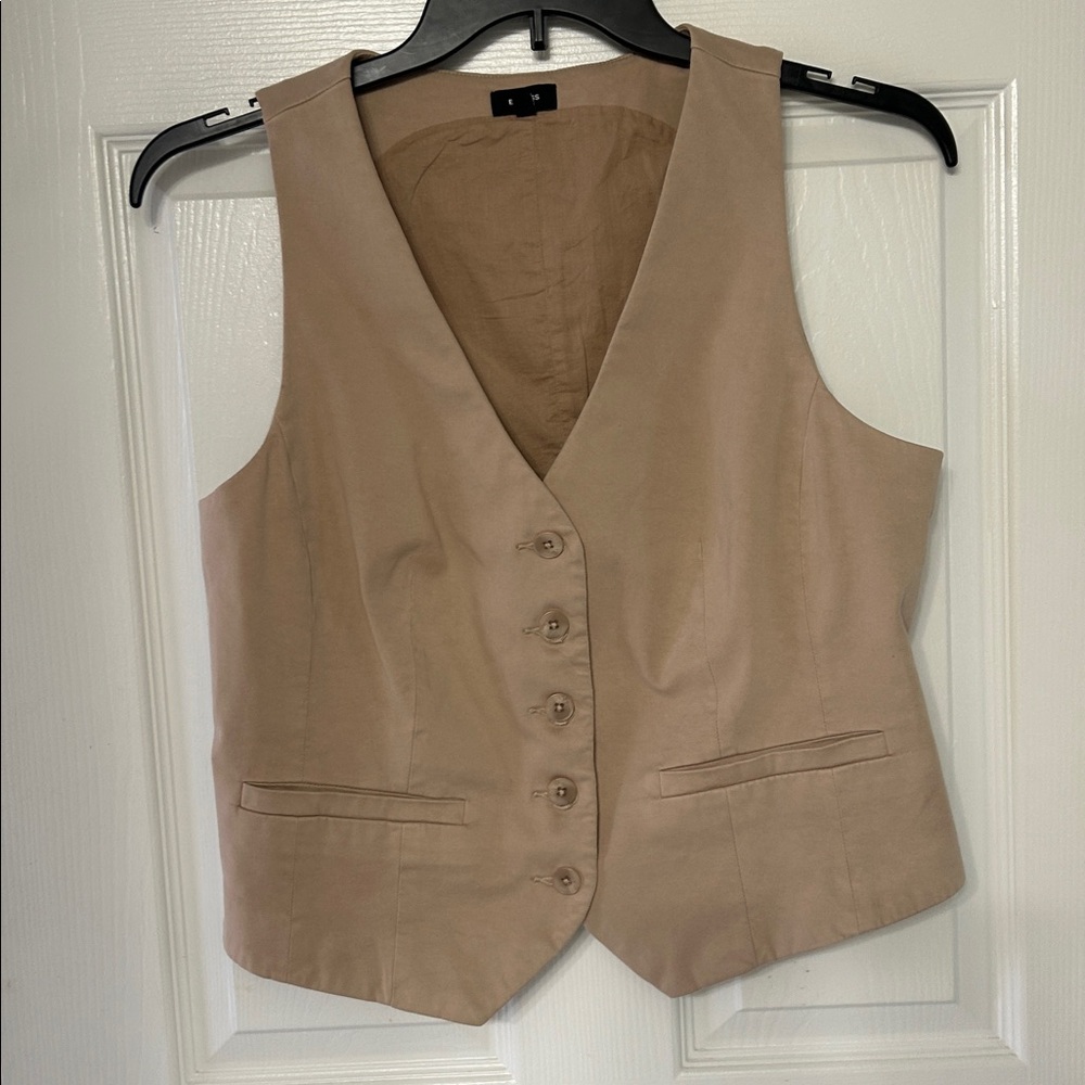 Express Women's Tan Button-Front Vest